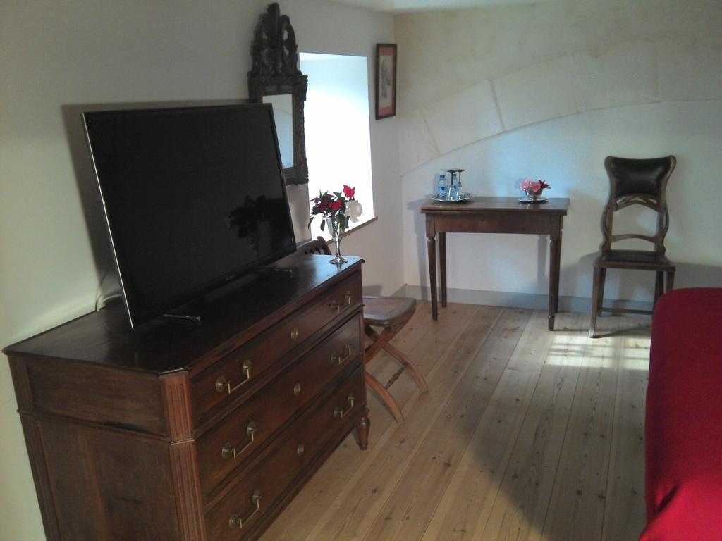 Chateau De Champdolent Esterno foto