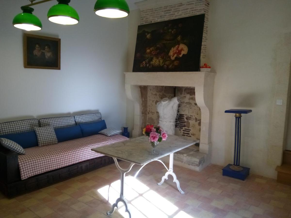 Chateau De Champdolent Esterno foto